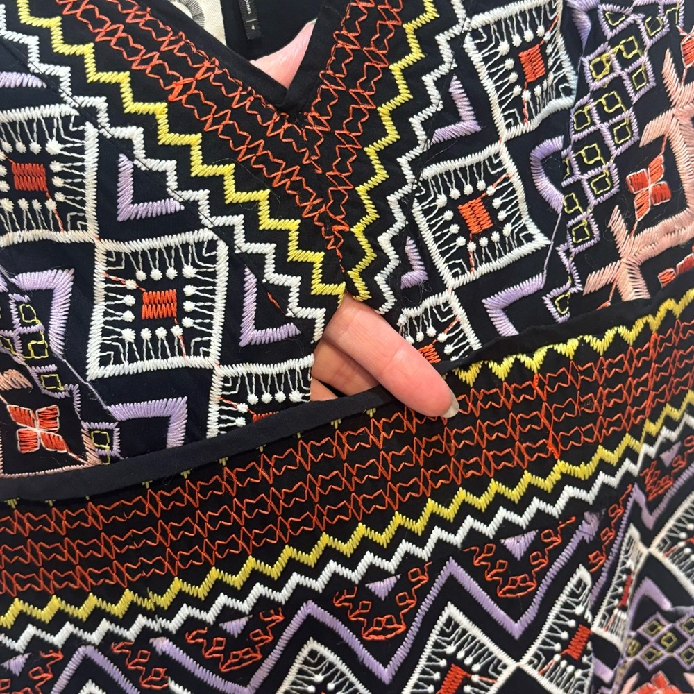 Anthropologie Akemi + Kin Geo-Embroidered Dress Size 4 EUC - Picture 5 of 15